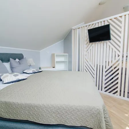 Viisnurga Puhkemajad