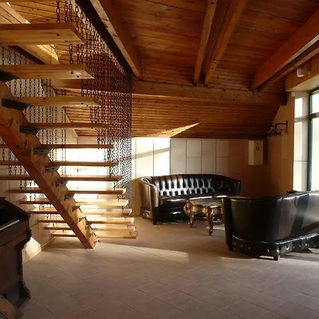 Viisnurga Puhkemajad *