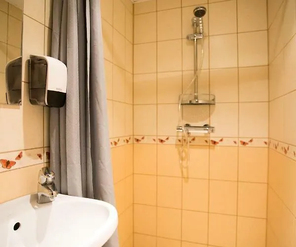 Viisnurga Puhkemajad * Uulu